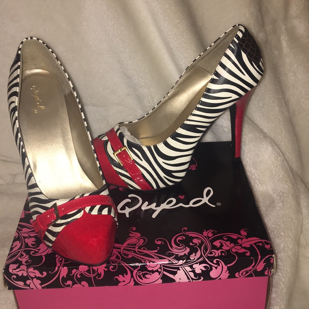 Black/White Zebra print shoes